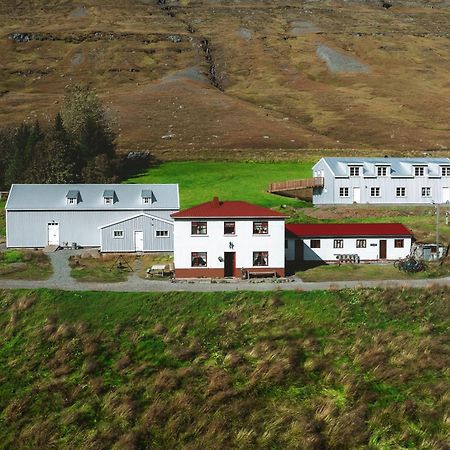 Отель Wilderness Center / Obyggthasetur Islands Экстерьер фото