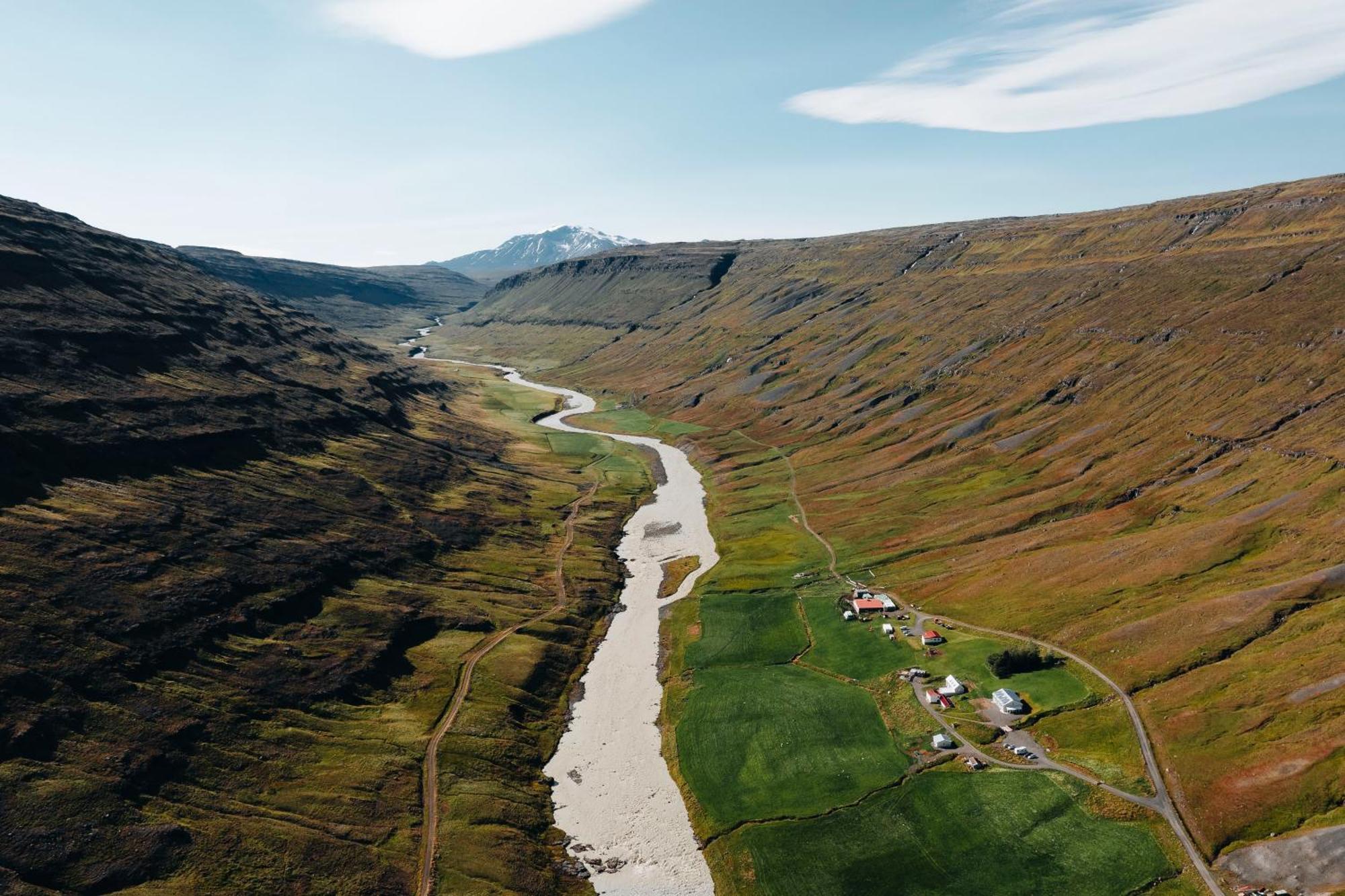 Отель Wilderness Center / Obyggthasetur Islands Экстерьер фото